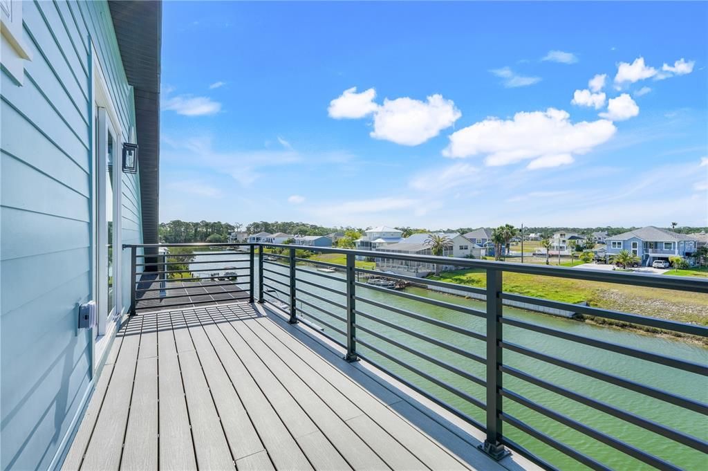 En Venta: $849,000 (4 camas, 3 baños, 2150 Pies cuadrados)