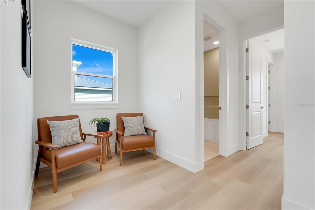 En Venta: $849,000 (4 camas, 3 baños, 2150 Pies cuadrados)