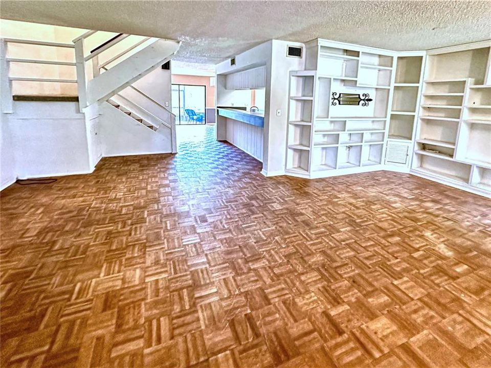 На продажу: $198,000 (3 спален, 2 ванн, 1688 Квадратных фут)