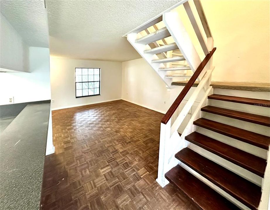 На продажу: $198,000 (3 спален, 2 ванн, 1688 Квадратных фут)