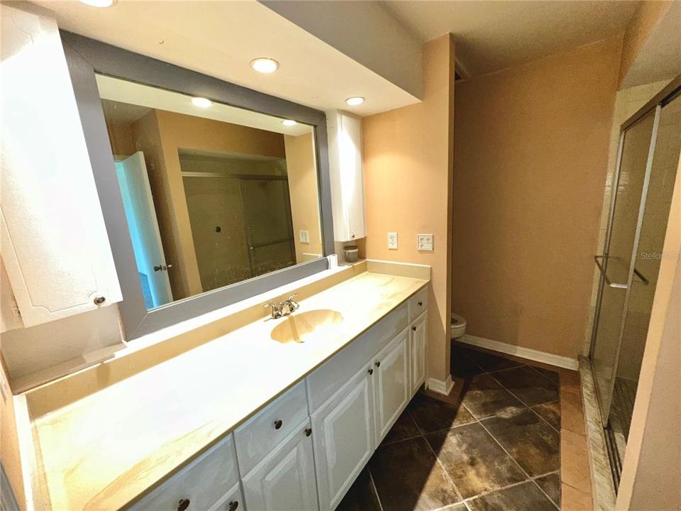 На продажу: $198,000 (3 спален, 2 ванн, 1688 Квадратных фут)