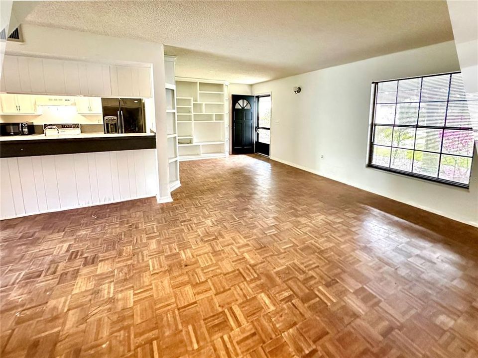 На продажу: $198,000 (3 спален, 2 ванн, 1688 Квадратных фут)