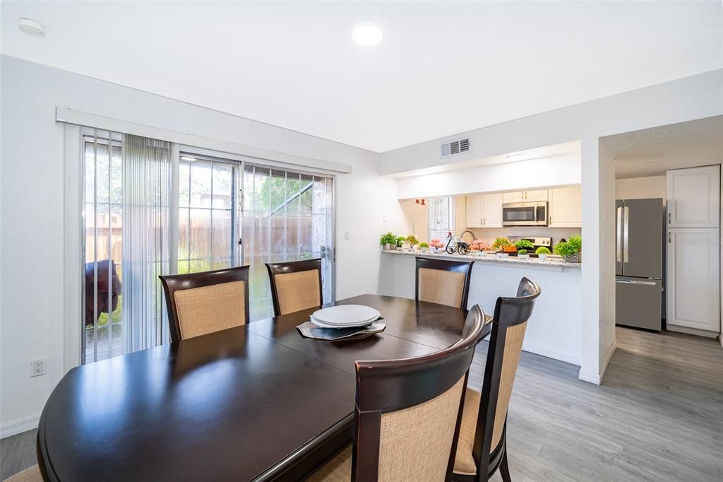 En Venta: $174,900 (3 camas, 2 baños, 1540 Pies cuadrados)