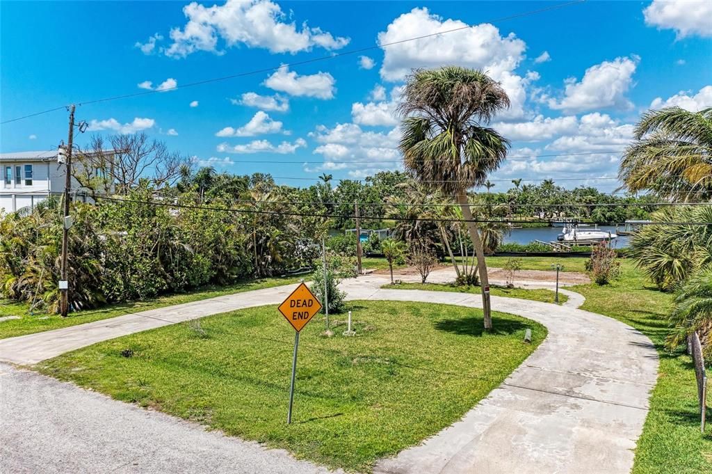 En Venta: $450,000 (0.20 acres)