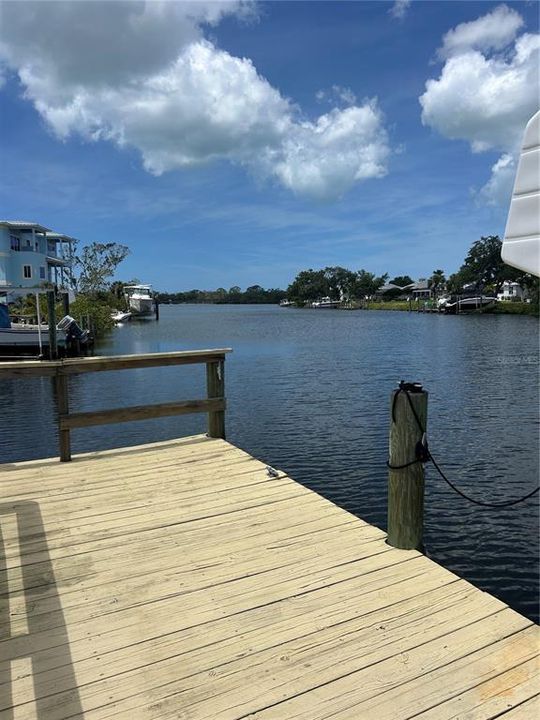 En Venta: $450,000 (0.20 acres)