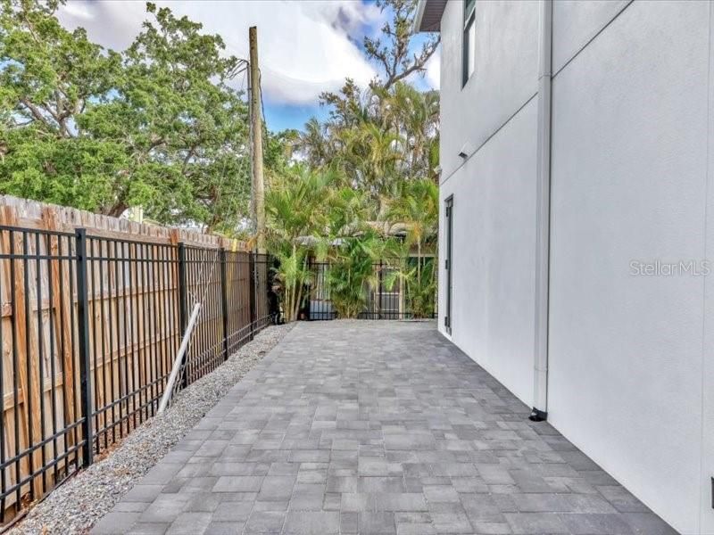 For Sale: $649,000 (4 beds, 3 baths, 2836 Square Feet)