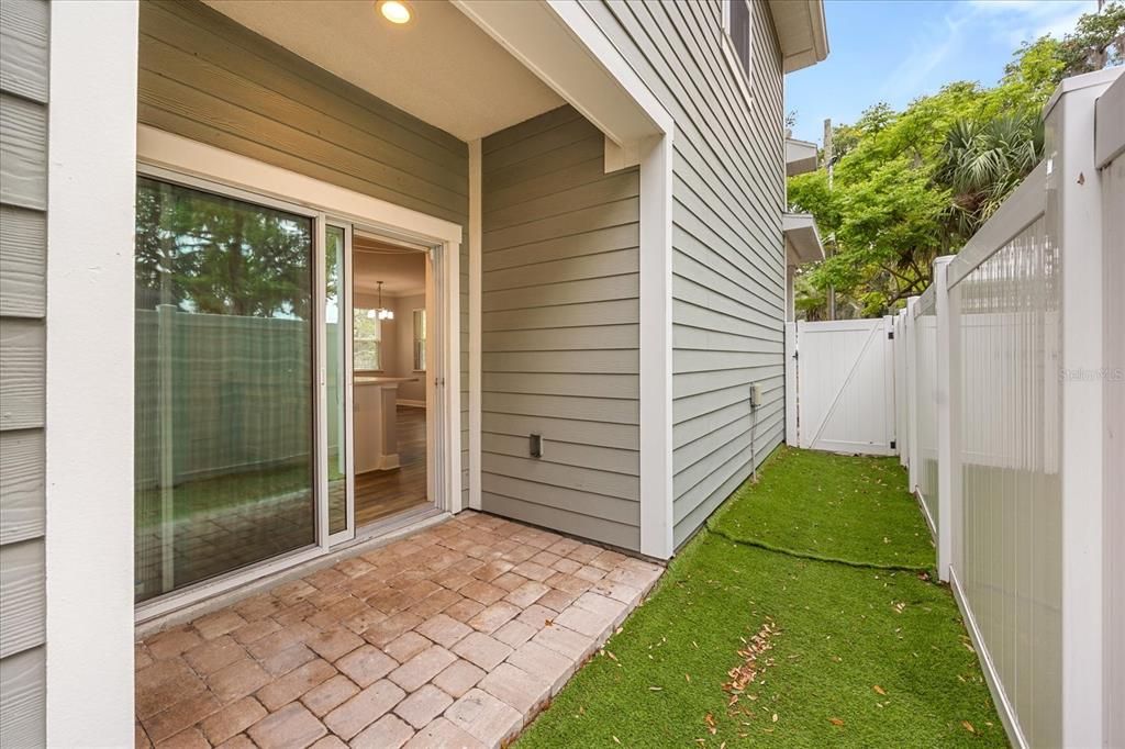 На продажу: $488,800 (3 спален, 2 ванн, 1846 Квадратных фут)