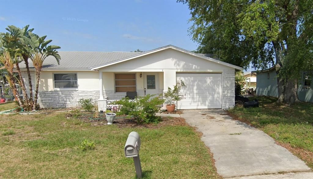 Recently Sold: $235,000 (2 beds, 1 baths, 1050 Square Feet)