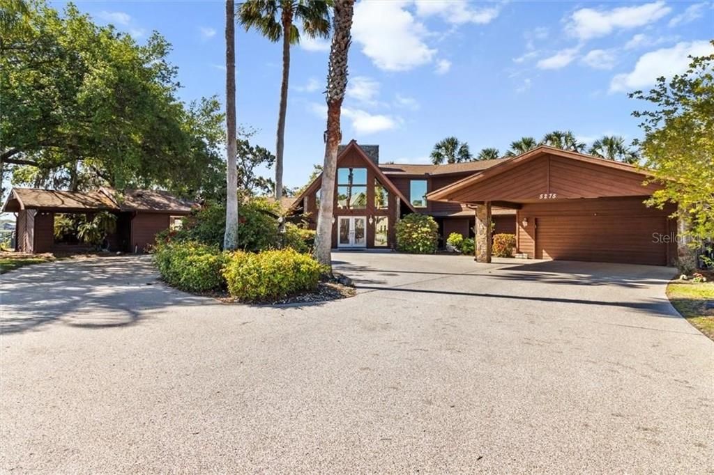 На продажу: $1,999,000 (3 спален, 3 ванн, 4069 Квадратных фут)