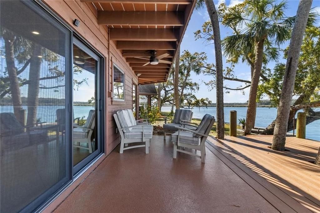 На продажу: $1,999,000 (3 спален, 3 ванн, 4069 Квадратных фут)