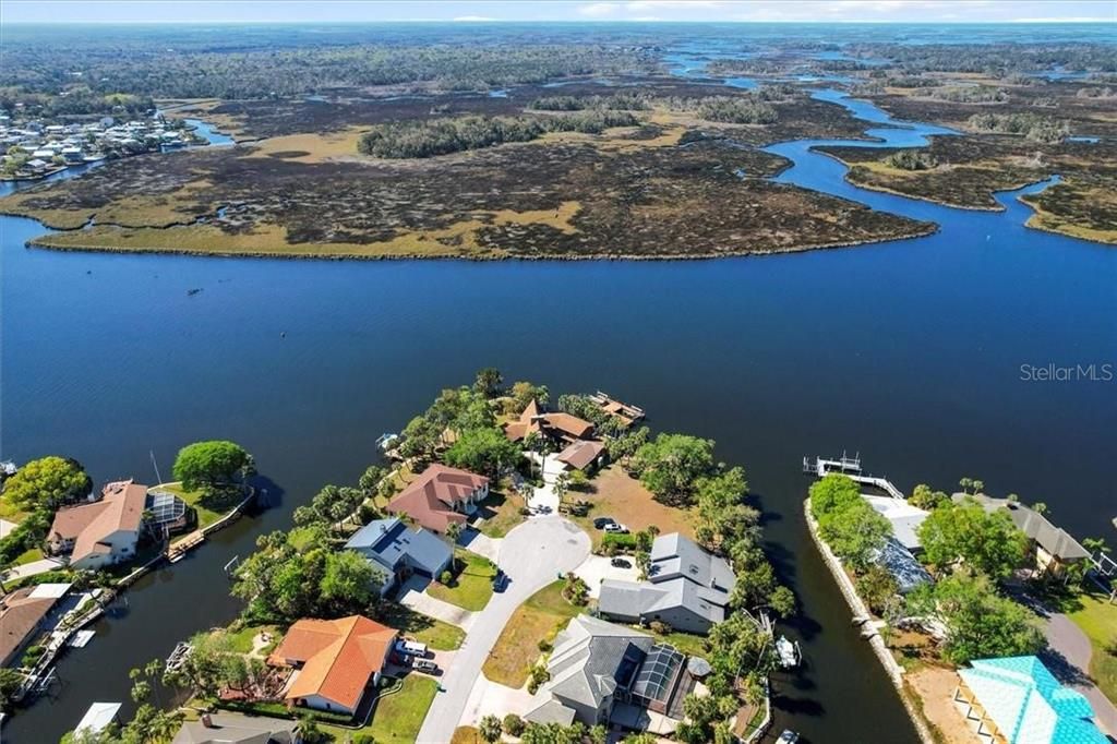 На продажу: $1,999,000 (3 спален, 3 ванн, 4069 Квадратных фут)