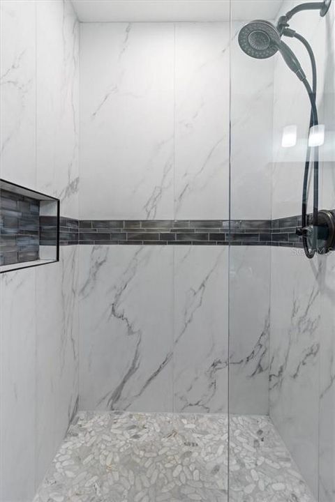 На продажу: $1,999,000 (3 спален, 3 ванн, 4069 Квадратных фут)