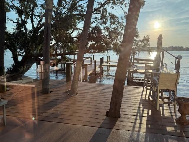 На продажу: $1,999,000 (3 спален, 3 ванн, 4069 Квадратных фут)