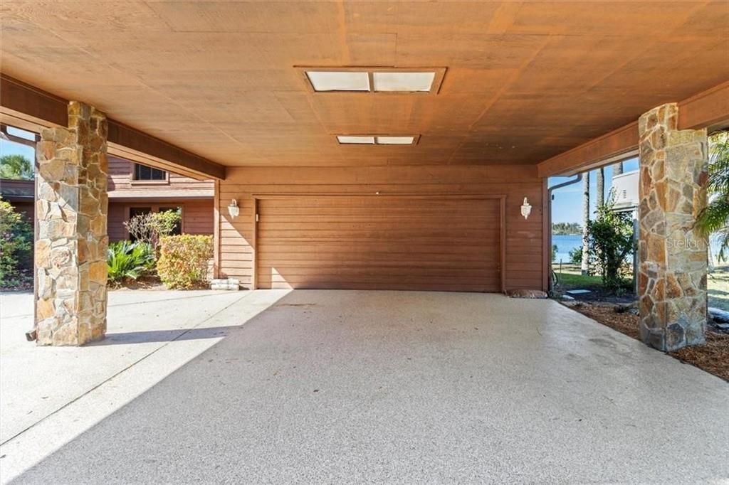 На продажу: $1,999,000 (3 спален, 3 ванн, 4069 Квадратных фут)