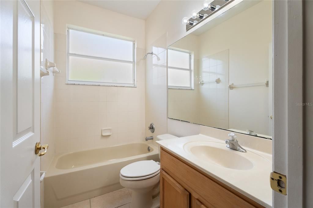 En Venta: $529,000 (4 camas, 3 baños, 2090 Pies cuadrados)