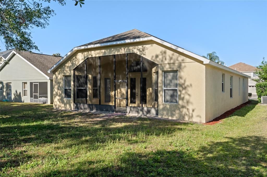 En Venta: $529,000 (4 camas, 3 baños, 2090 Pies cuadrados)