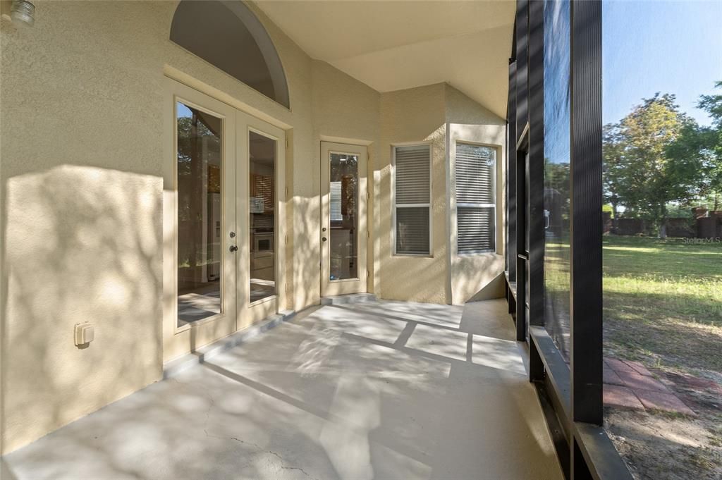 En Venta: $529,000 (4 camas, 3 baños, 2090 Pies cuadrados)