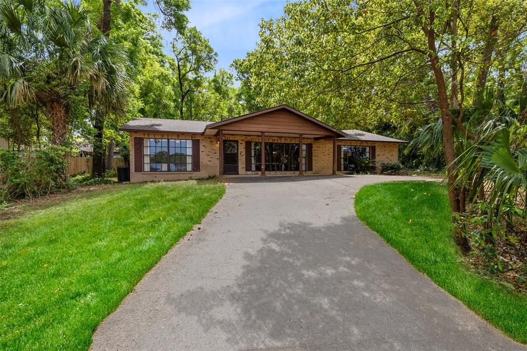 Vendido Recientemente: $399,900 (3 camas, 3 baños, 1901 Pies cuadrados)