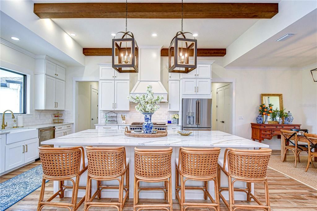 En Venta: $1,299,000 (3 camas, 3 baños, 3351 Pies cuadrados)