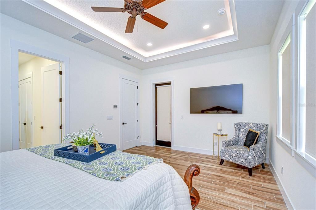 En Venta: $1,299,000 (3 camas, 3 baños, 3351 Pies cuadrados)