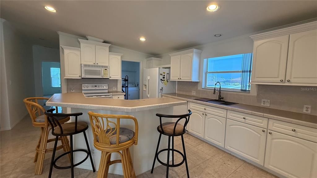 出租: $1,895 (2 贝兹, 2 浴室, 1620 平方英尺)