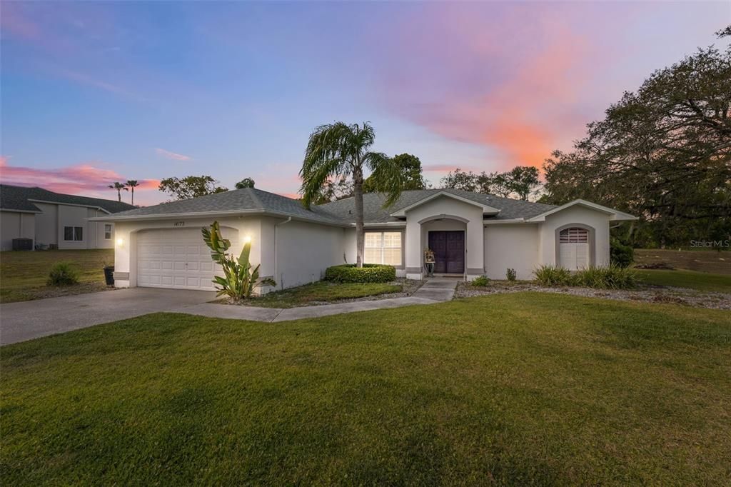 Recently Sold: $335,000 (3 beds, 2 baths, 1876 Square Feet)