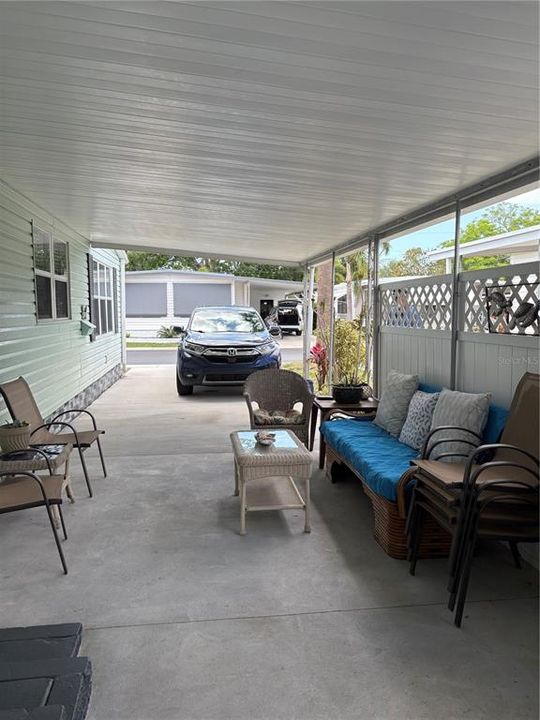 For Sale: $125,000 (2 beds, 1 baths, 672 Square Feet)