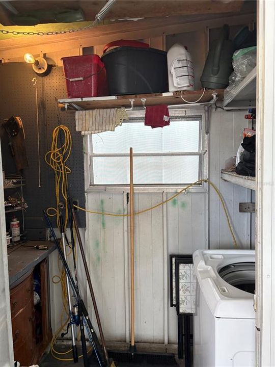 For Sale: $125,000 (2 beds, 1 baths, 672 Square Feet)