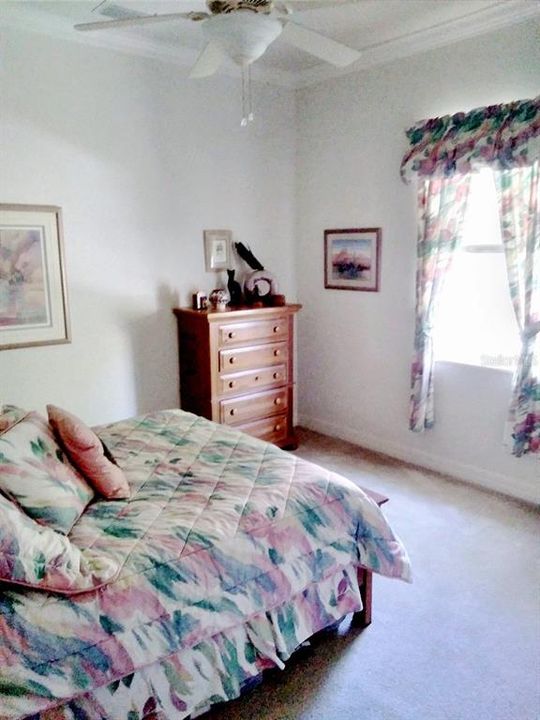 Activo con contrato: $1,129,000 (4 camas, 3 baños, 2563 Pies cuadrados)