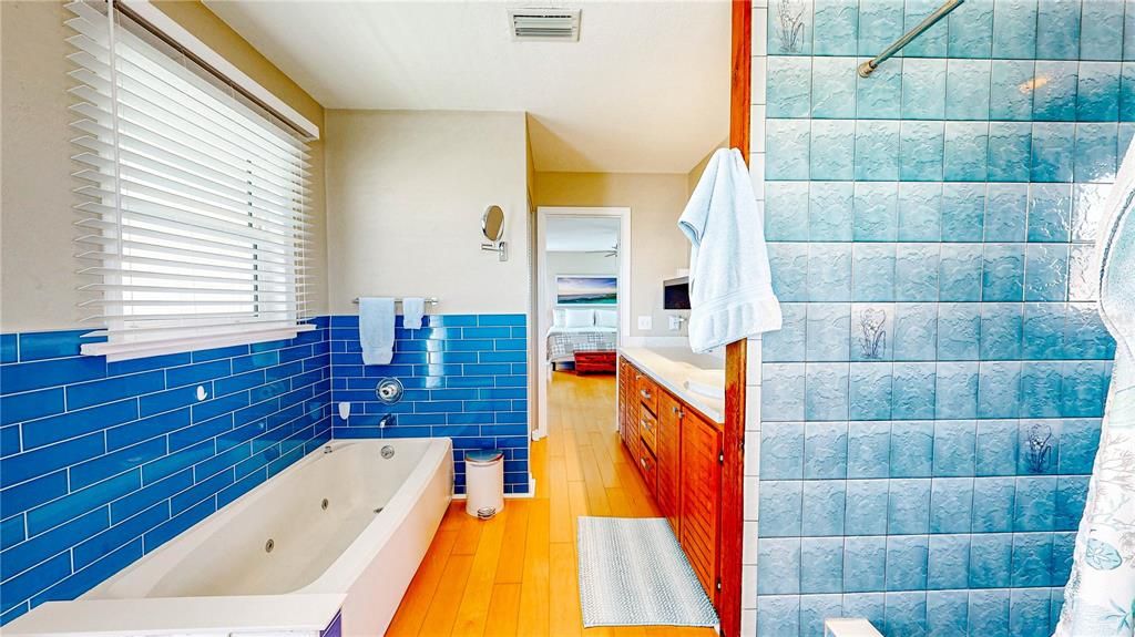 Active With Contract: $599,000 (3 beds, 2 baths, 1948 Square Feet)