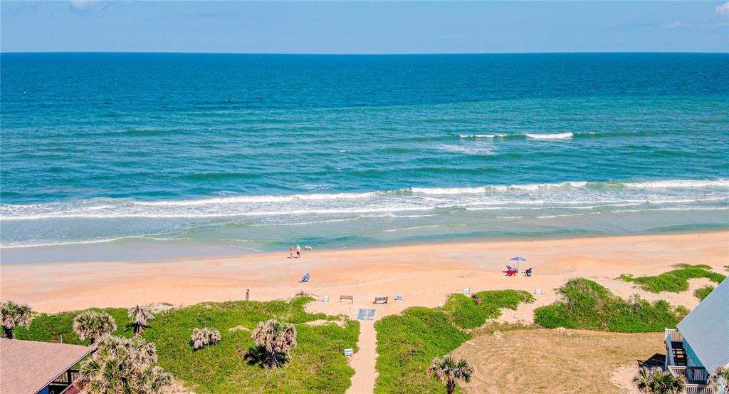 Active With Contract: $599,000 (3 beds, 2 baths, 1948 Square Feet)