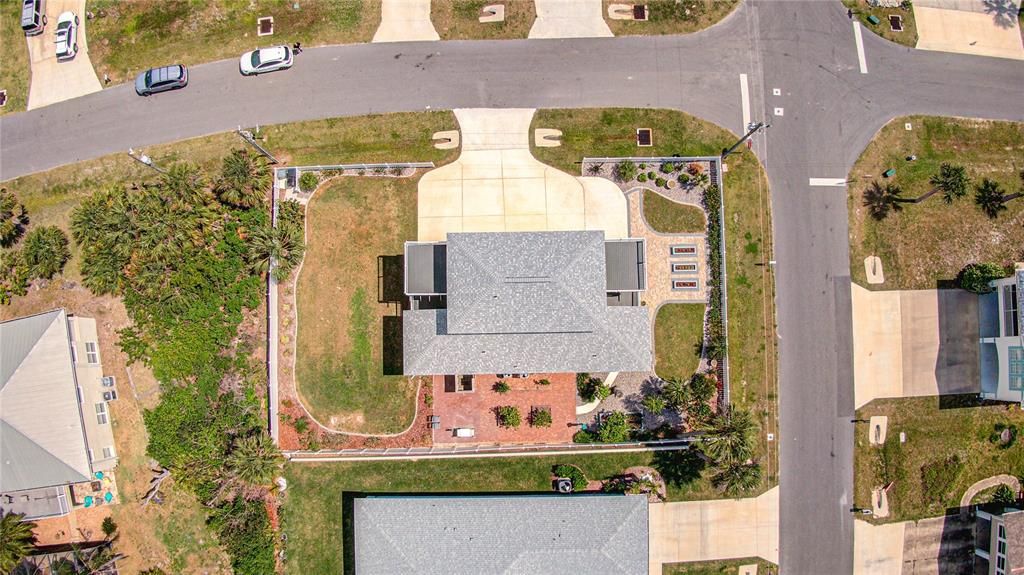 Active With Contract: $599,000 (3 beds, 2 baths, 1948 Square Feet)