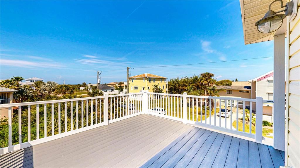 Active With Contract: $599,000 (3 beds, 2 baths, 1948 Square Feet)