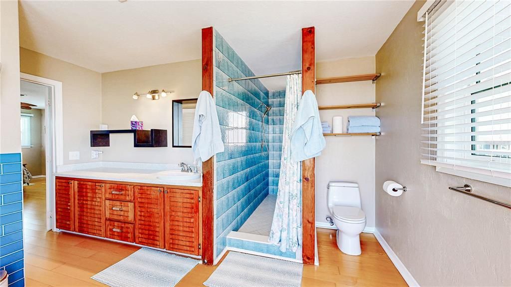 Active With Contract: $599,000 (3 beds, 2 baths, 1948 Square Feet)