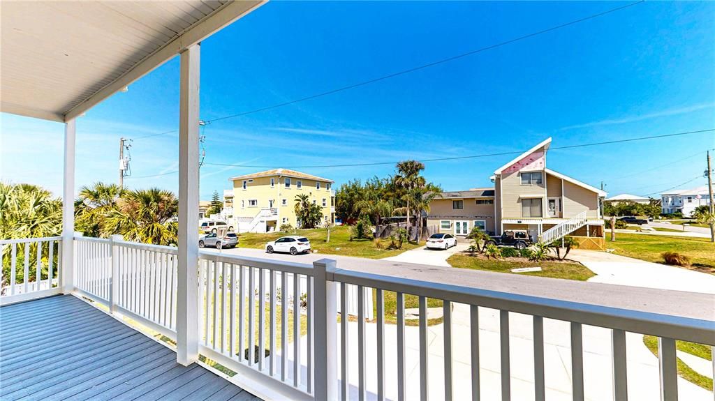 Active With Contract: $599,000 (3 beds, 2 baths, 1948 Square Feet)