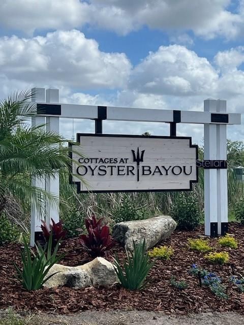 На продажу: $39,000 (0.06 acres)