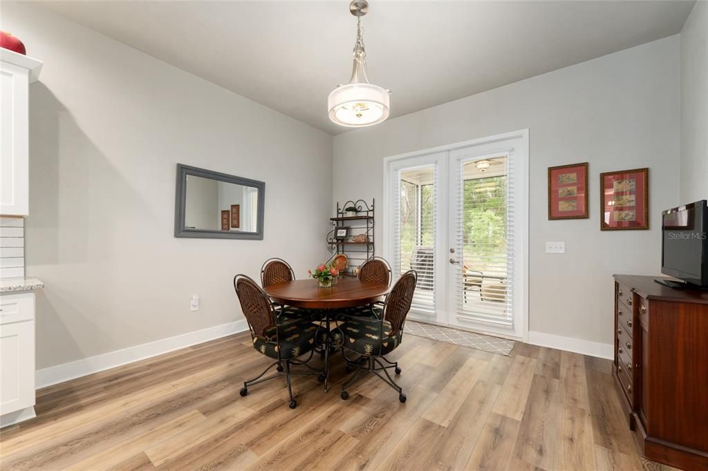 For Sale: $390,000 (3 beds, 2 baths, 2016 Square Feet)