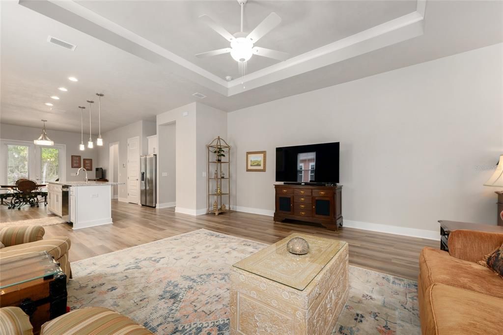 For Sale: $390,000 (3 beds, 2 baths, 2016 Square Feet)