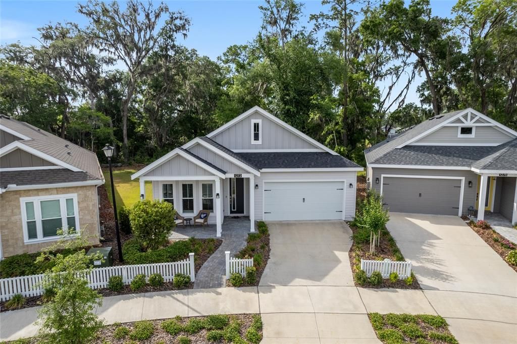 For Sale: $390,000 (3 beds, 2 baths, 2016 Square Feet)