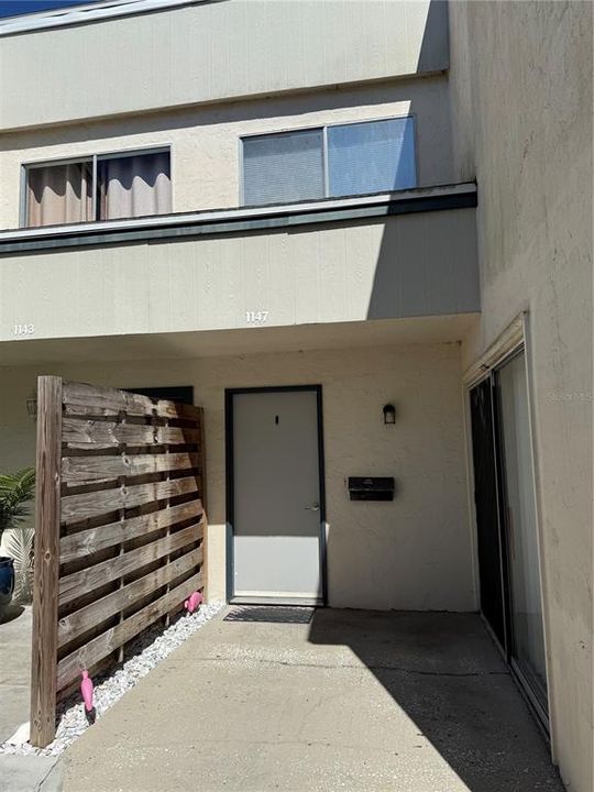 待售: $109,000 (3 贝兹, 2 浴室, 1408 平方英尺)