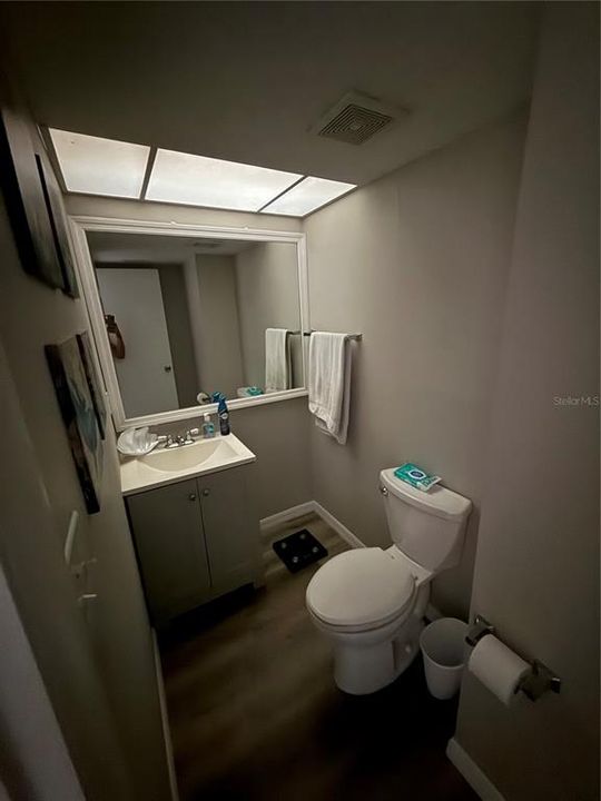 待售: $109,000 (3 贝兹, 2 浴室, 1408 平方英尺)