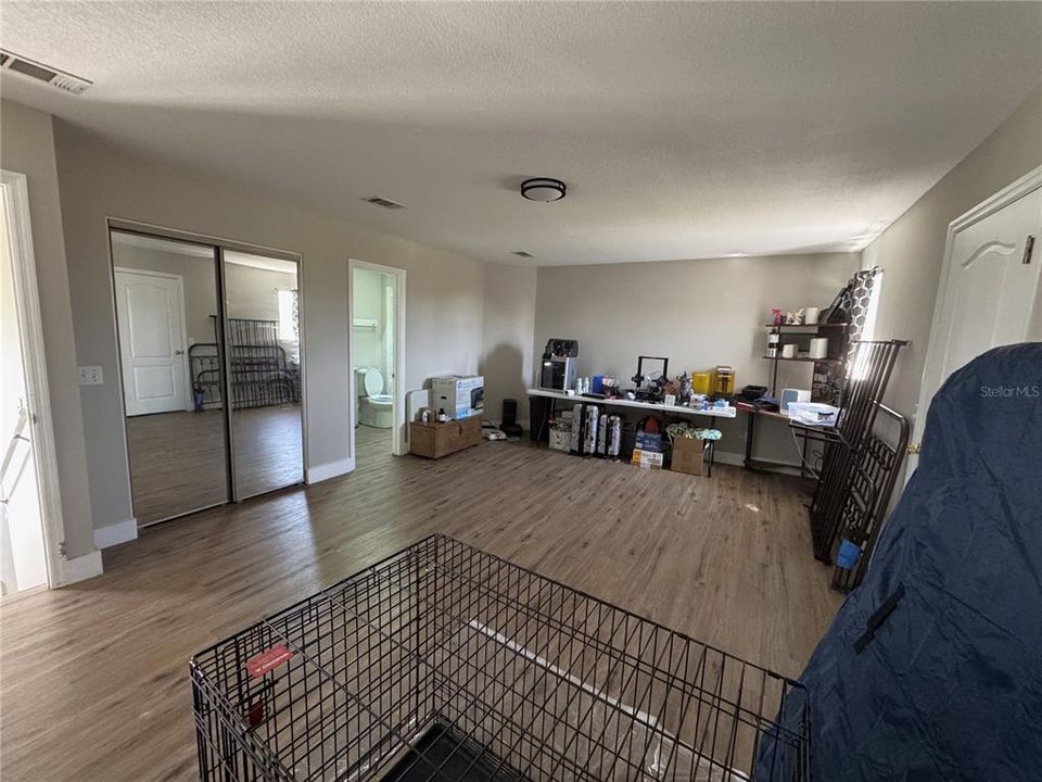 For Sale: $370,000 (4 beds, 3 baths, 2317 Square Feet)