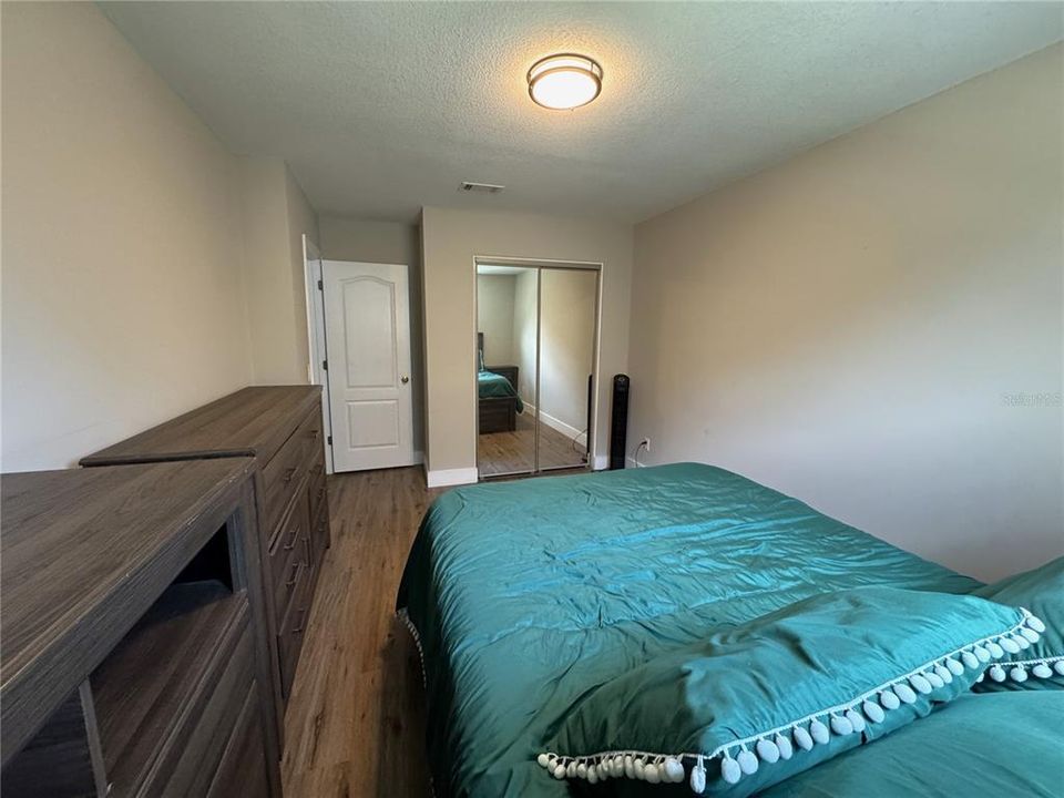 For Sale: $370,000 (4 beds, 3 baths, 2317 Square Feet)