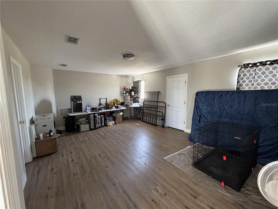 For Sale: $370,000 (4 beds, 3 baths, 2317 Square Feet)
