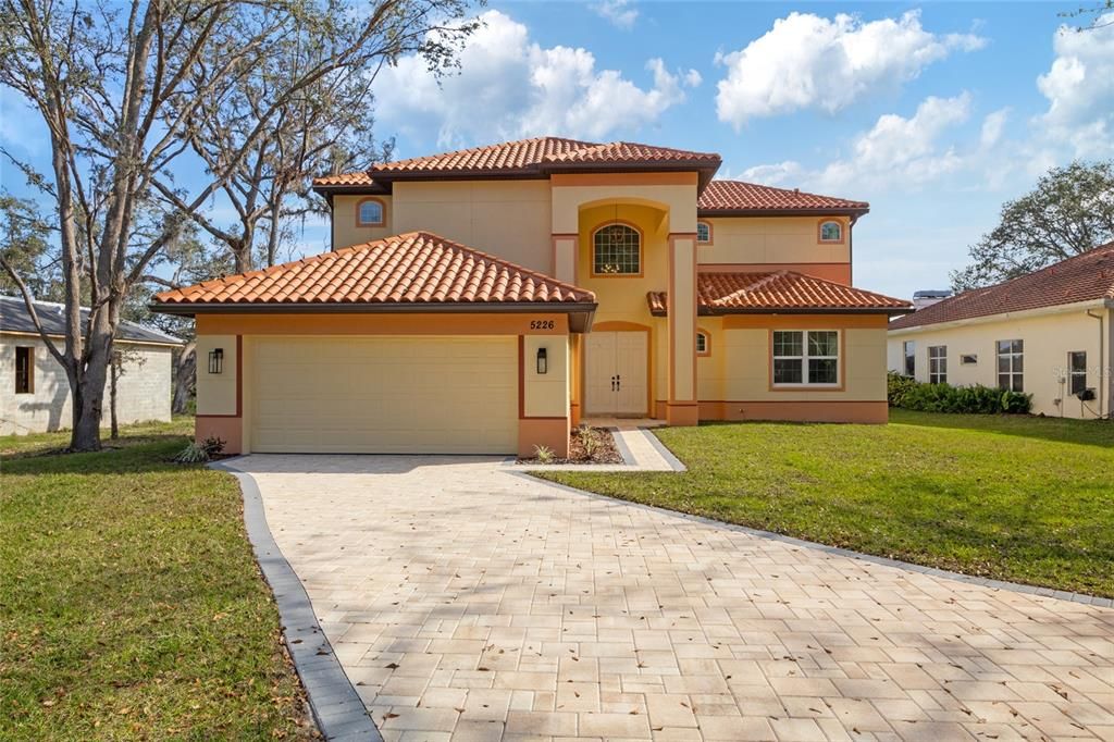 Recently Rented: $3,000 (4 beds, 3 baths, 3250 Square Feet)