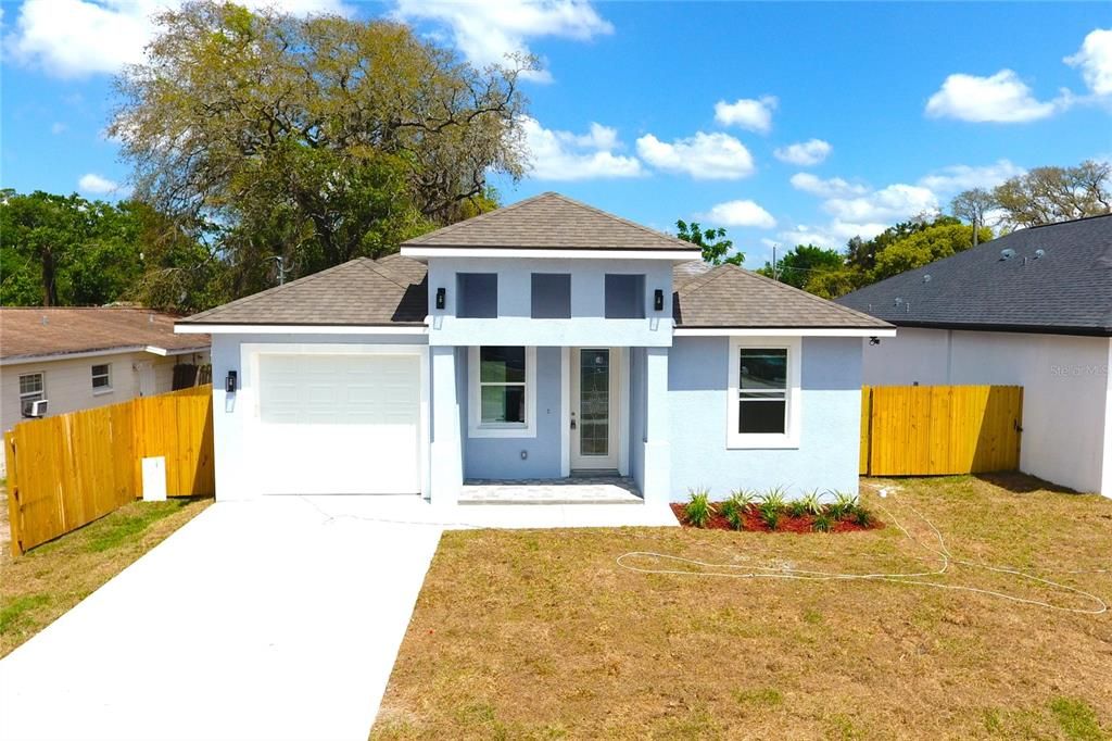 Recently Sold: $448,000 (3 beds, 2 baths, 1643 Square Feet)