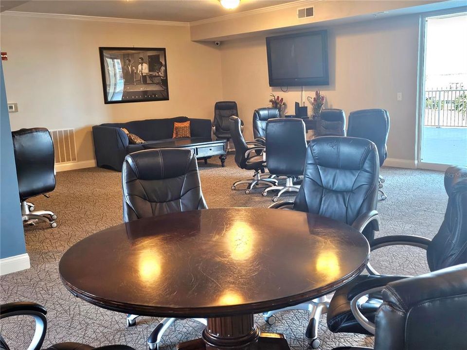 На продажу: $357,500 (2 спален, 2 ванн, 1615 Квадратных фут)