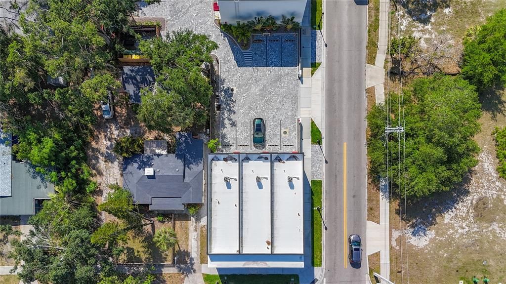 For Sale: $550,000 (2 beds, 2 baths, 1550 Square Feet)