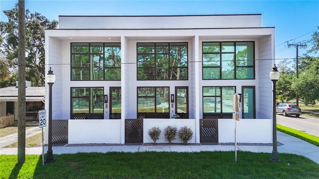 For Sale: $550,000 (2 beds, 2 baths, 1550 Square Feet)