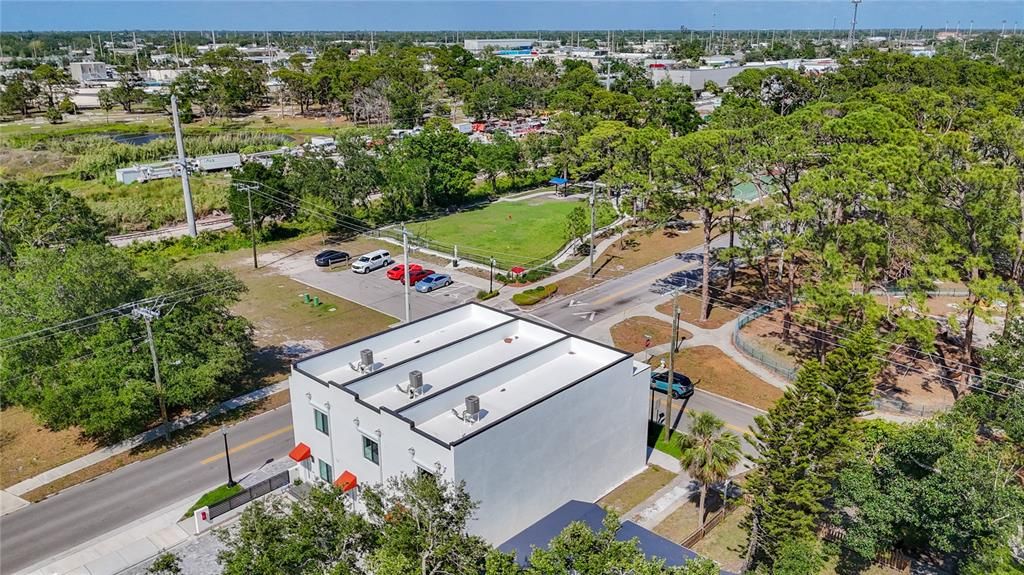 For Sale: $550,000 (2 beds, 2 baths, 1550 Square Feet)